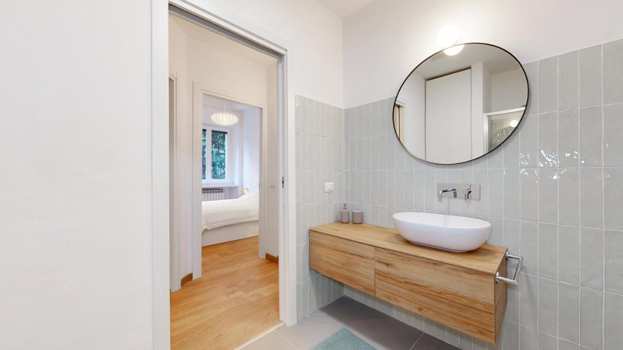 Sahi - Dei Dell'Olimpo Apartments Porta Romana Milan Exterior photo
