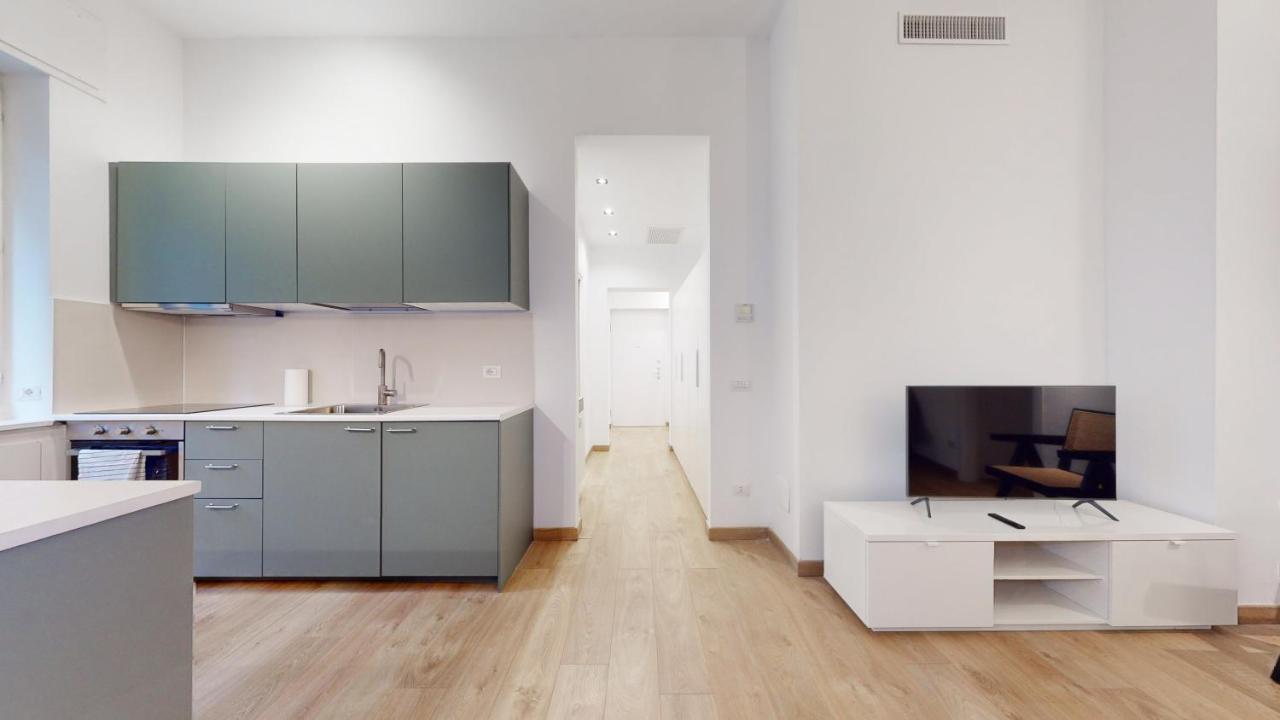 Sahi - Dei Dell'Olimpo Apartments Porta Romana Milan Exterior photo