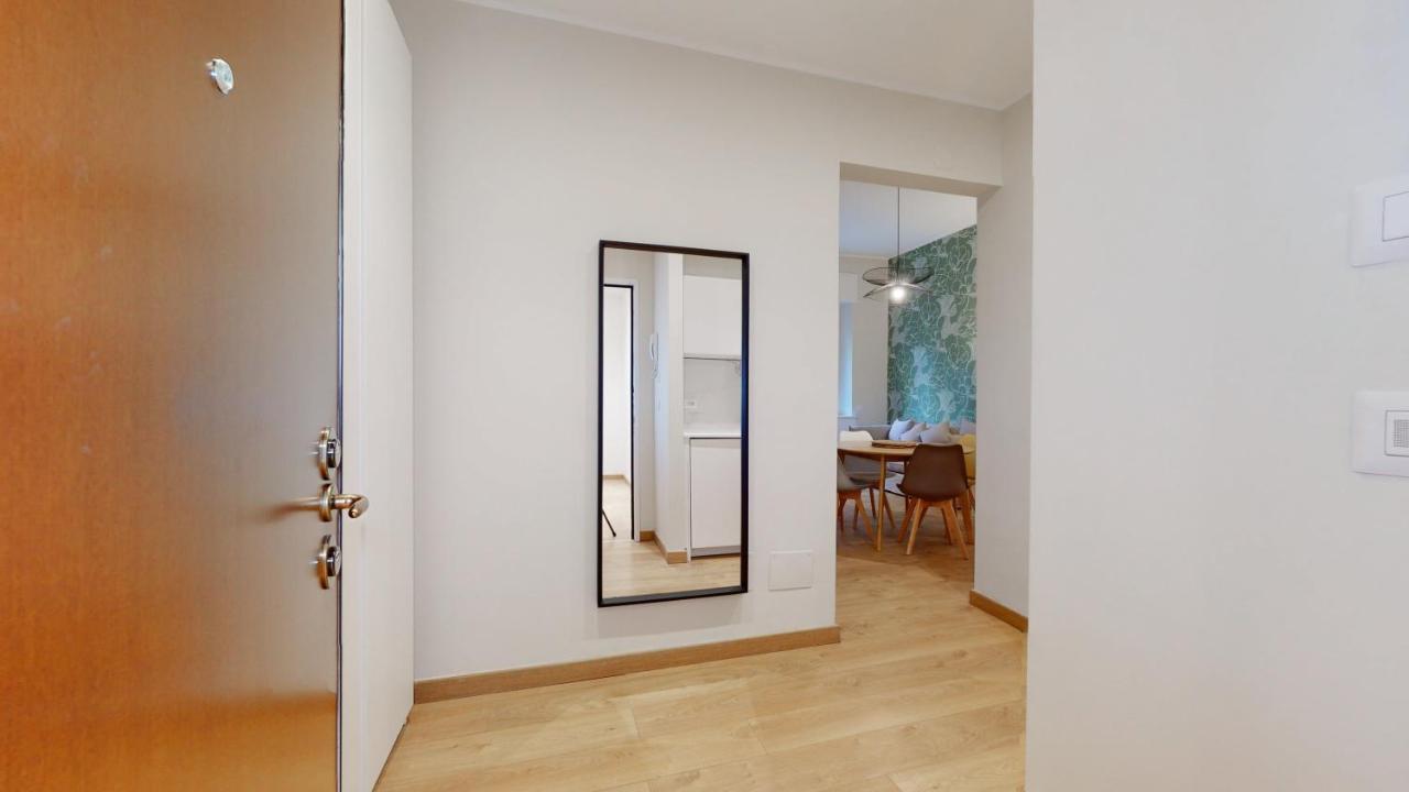 Sahi - Dei Dell'Olimpo Apartments Porta Romana Milan Exterior photo